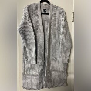 BRAND NEW Women's Gap Long Sweater with Pockets